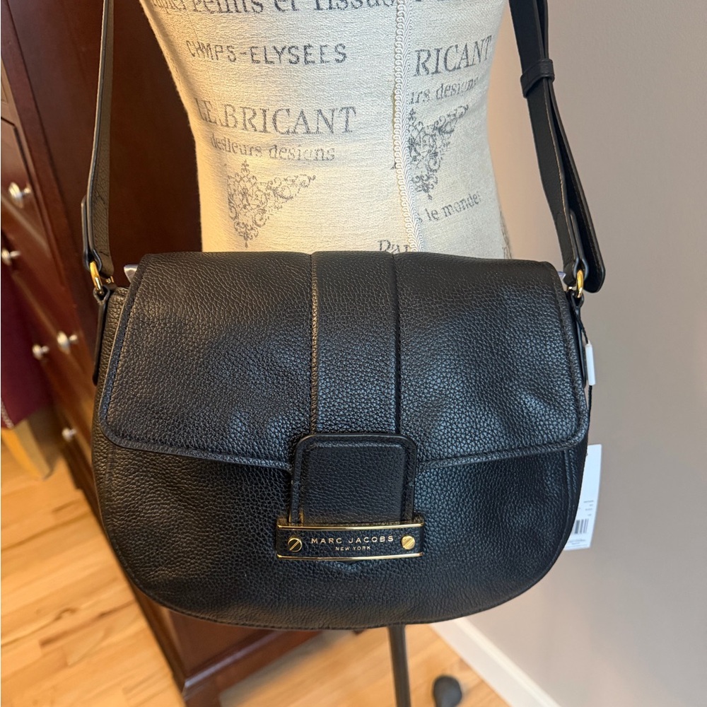 Marc Jacobs Black Pebbled Leather Crossbody with Gold Hardware
